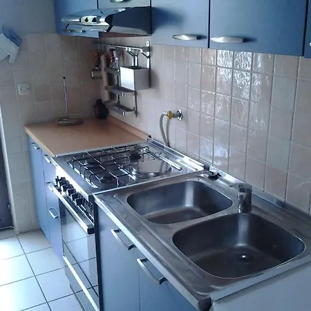 With A Parking Space - 11049 Apartamento Pula