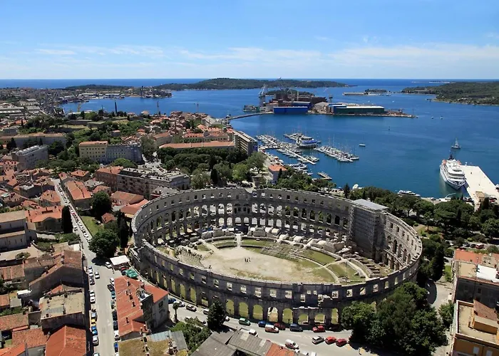 With A Parking Space - 11049 公寓